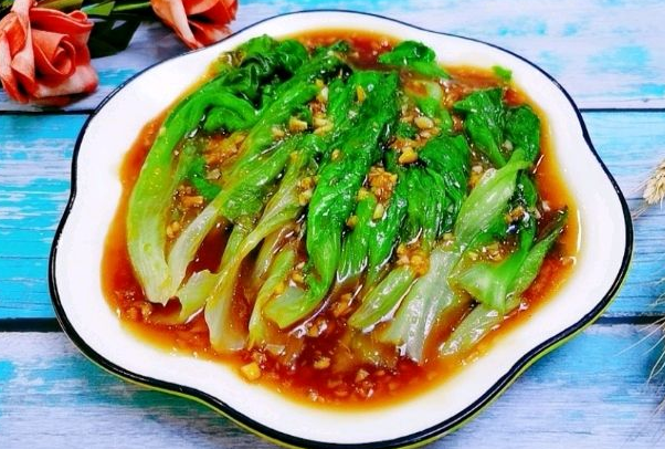 蚝油生菜这么做翠绿味道香分享正确做法天天吃都不觉得腻