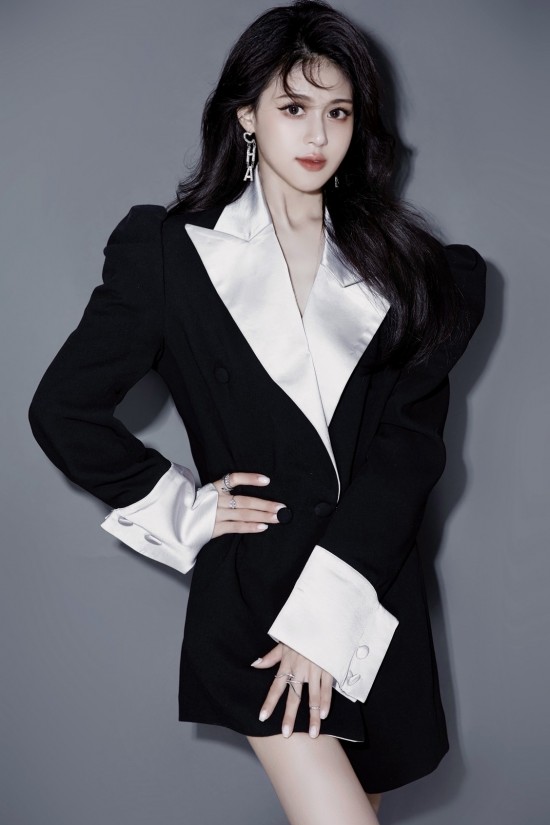 专访杨雅淇亭亭少女无畏无惧