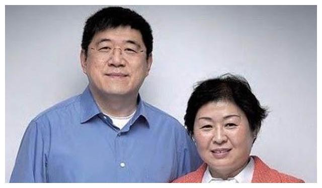 1990年张茵和丈夫去了美国,初来乍到,在一个完全陌生的环境,张茵和