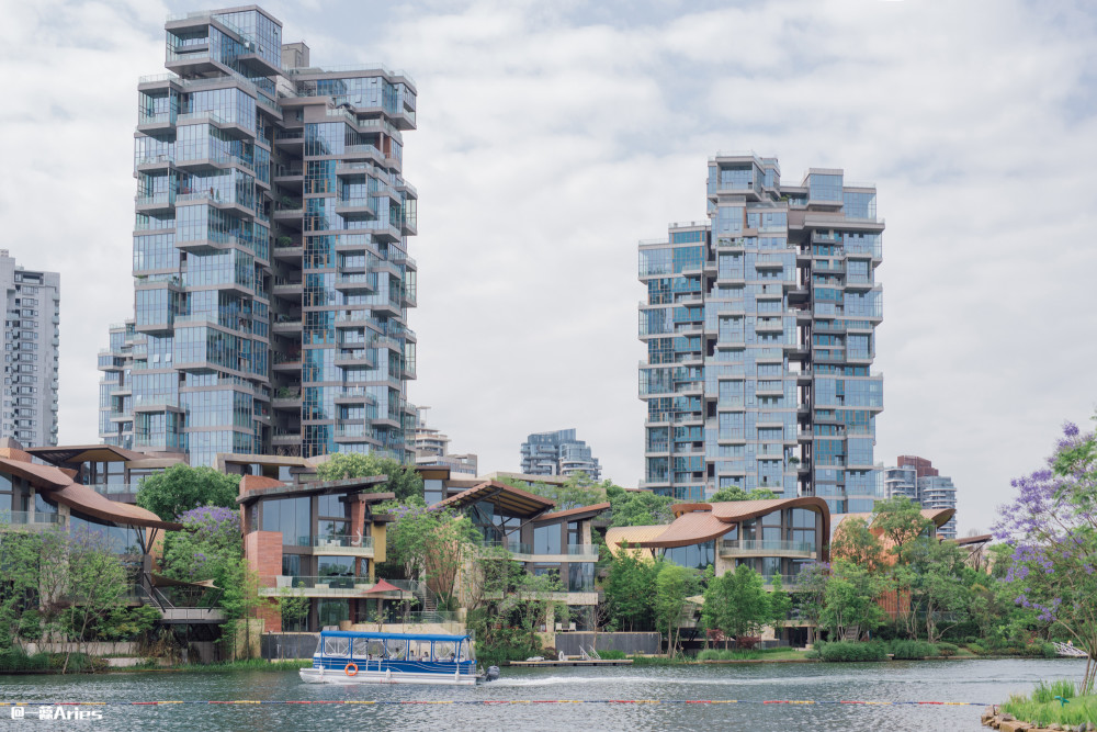 成都也有向往的生活麓湖生态城藏着成都人的水上乌托邦