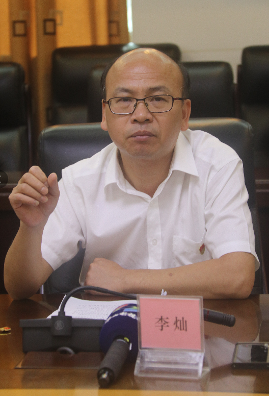 6月15日,佛山市市场监管局党组书记,局长李灿接受佛山传媒集团专访时