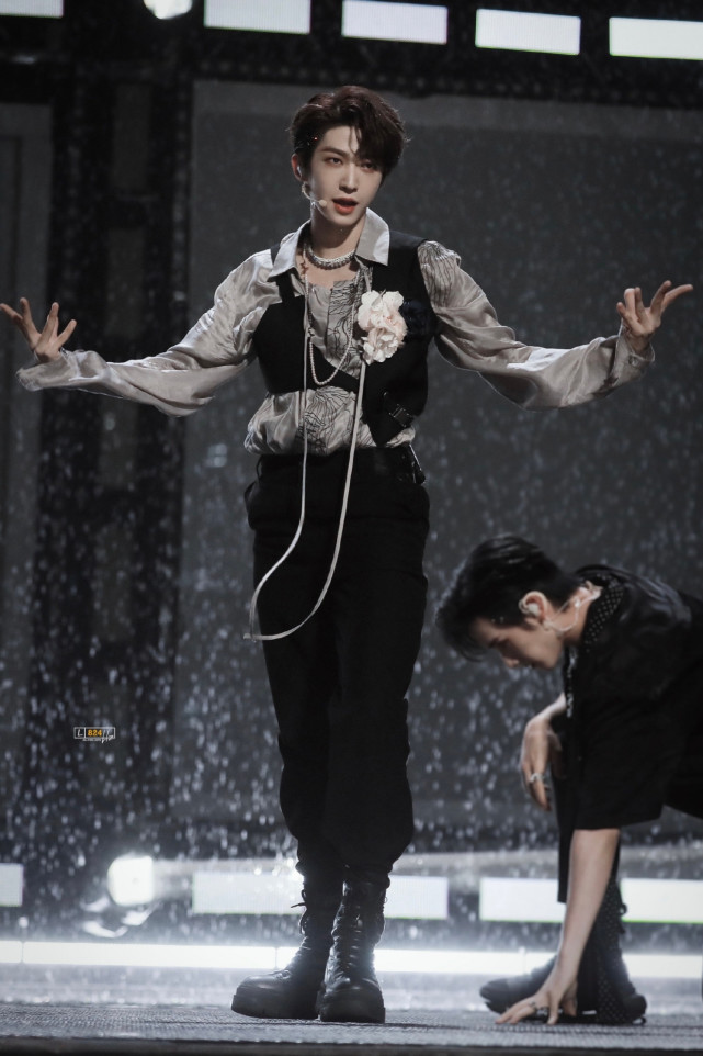 into1真心夜力丸首秀惊喜米卡进步明显山河图刘宇绝美