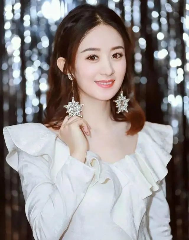 中国公认十大美女演员 刘亦菲排名第6，第一名是她毫无争议