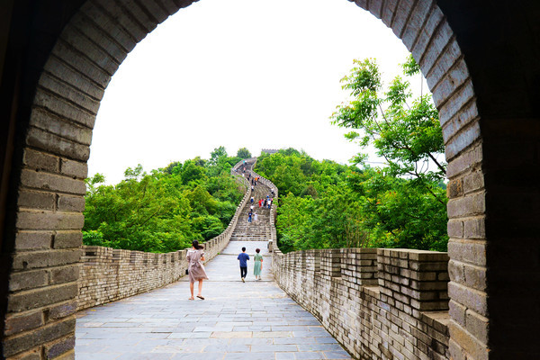 南昌怪石岭上建了一条长城却只能称为观光长廊这是为啥