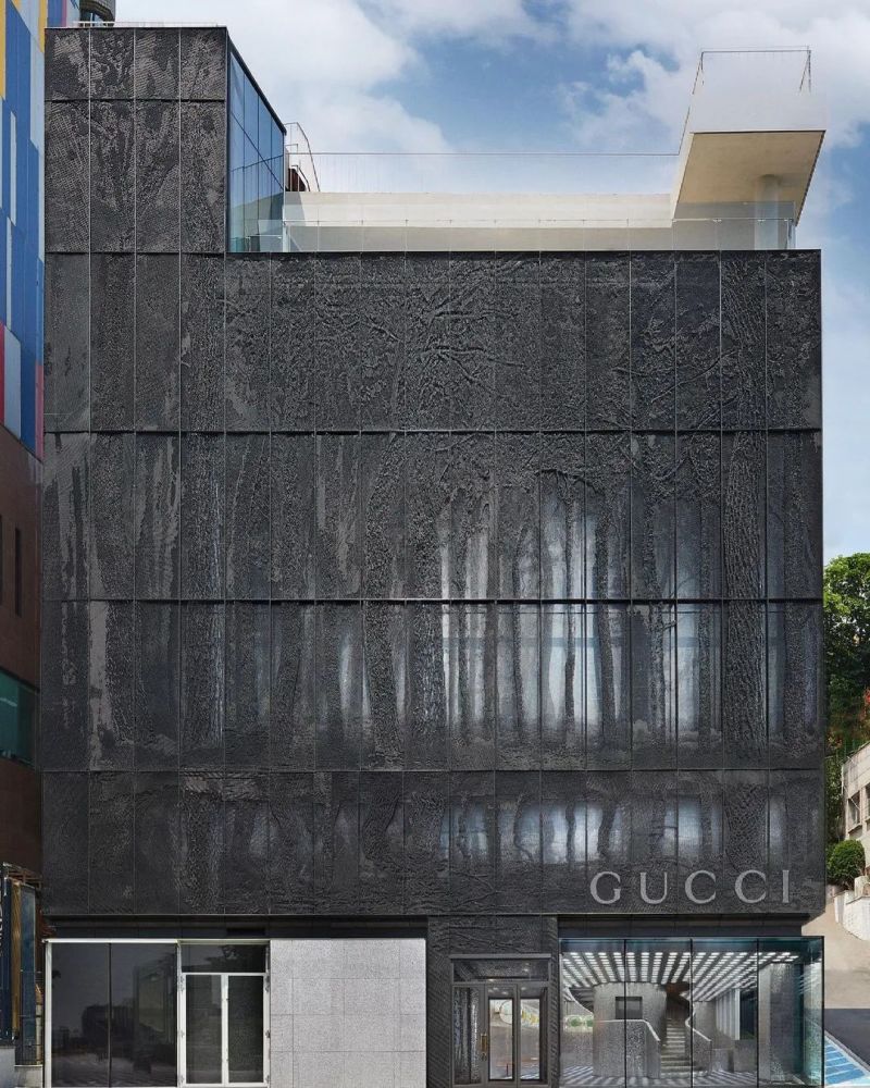 GUCCI旗舰店火了!全息投影打造的玻璃