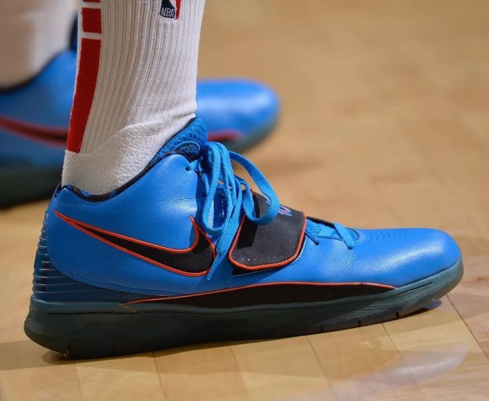 杜兰特三双数据收割比赛kd14代签名鞋完整回顾耐克对他上点心吧