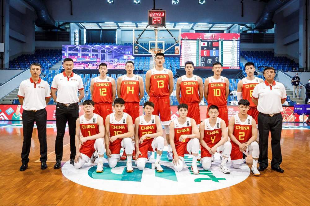 亚洲杯预选赛开门红中国男篮9分击败日本队