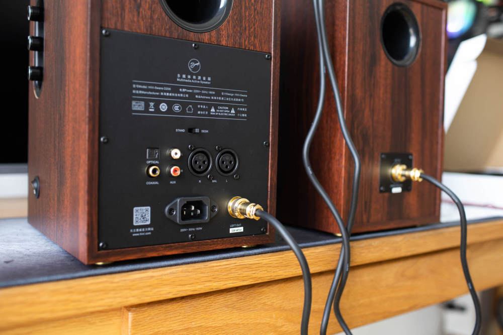 2021值得推荐的桌面2.0音箱,惠威d200使用评测_腾讯新闻