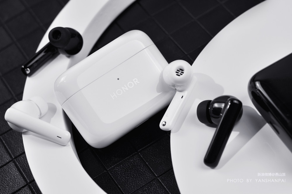 荣耀earbuds 2 se上手:黑白分明!降噪,音质,续航全在线!