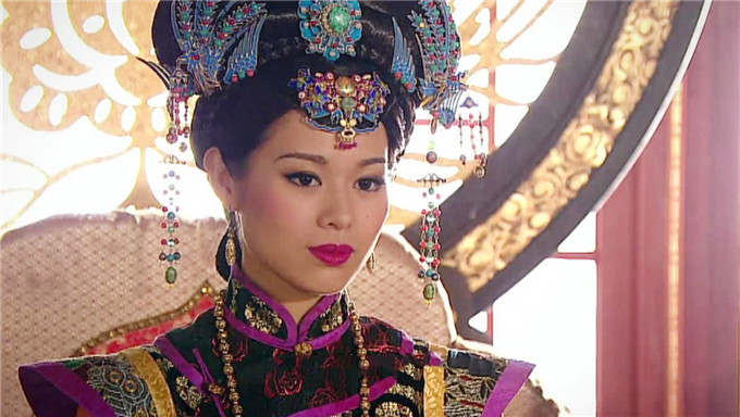 九,咸丰与丽妃从"丽妃"的封号就可以看出来,她一定长得非常漂亮,至少