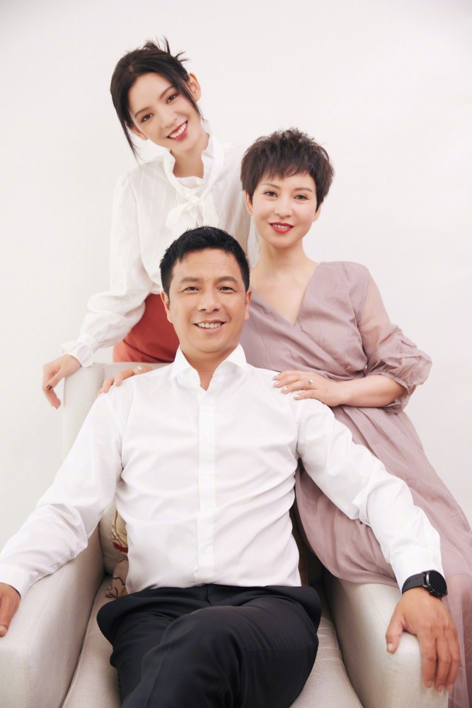 张予曦全家颜值