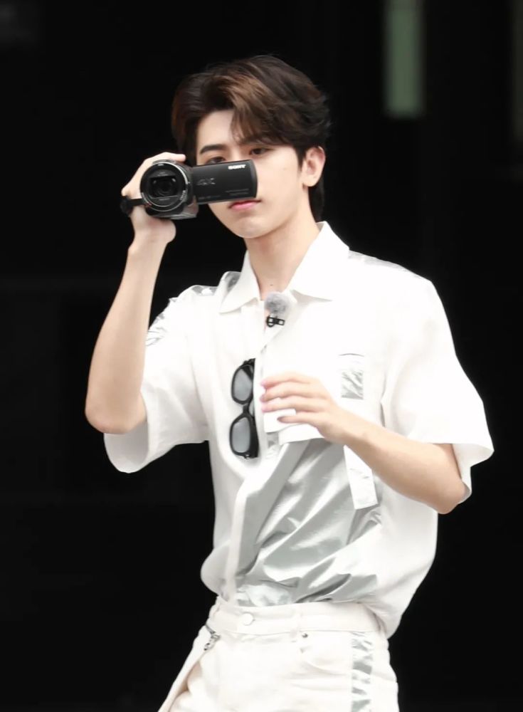 蔡徐坤手机壁纸八十九100张