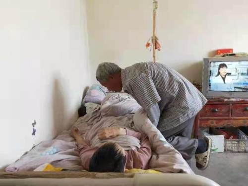 为爱坚守10余年的最美丈夫唐金生你知道他的故事吗