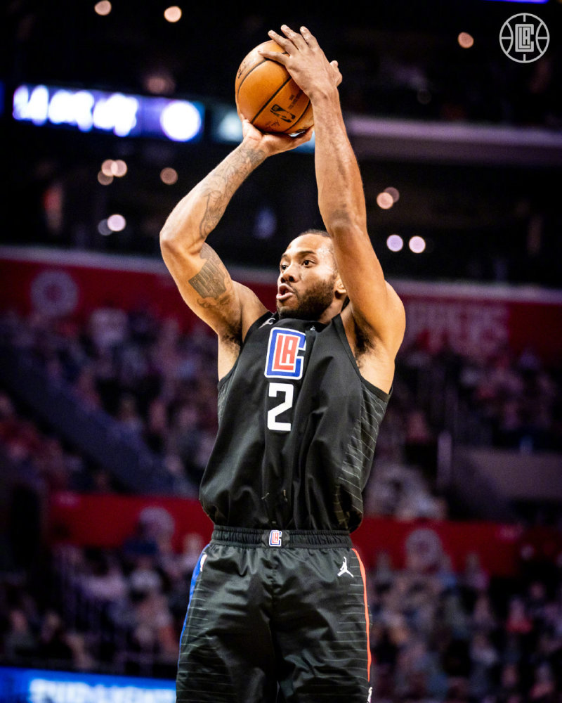 莱昂纳德,保罗因不同原因无限期休战_腾讯新闻