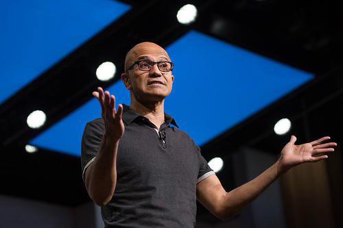 微软ceo纳德拉获任董事长为全票通过