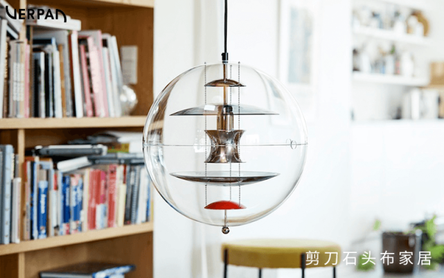 照明燈飾