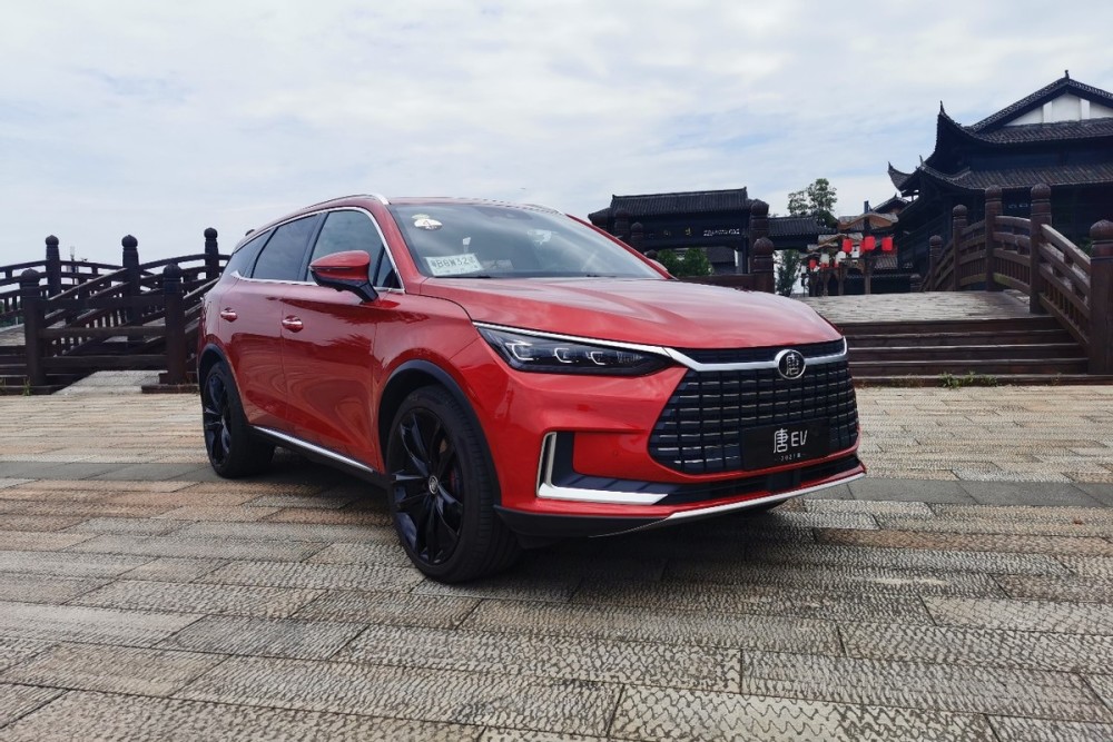 试驾2021款唐ev这是比亚迪最好开的纯电动车