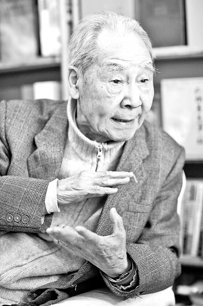 中国翻译家许渊冲逝世,享年100岁