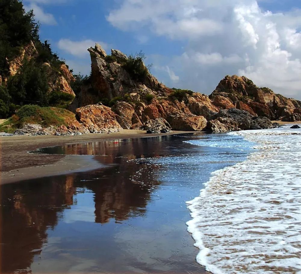 琅岐岛位于马尾区,地处闽江入海口,素有"闽江口的明珠"之称.