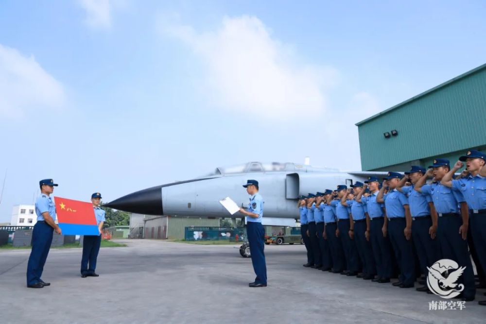 新学兵下连,"大礼包"送上!