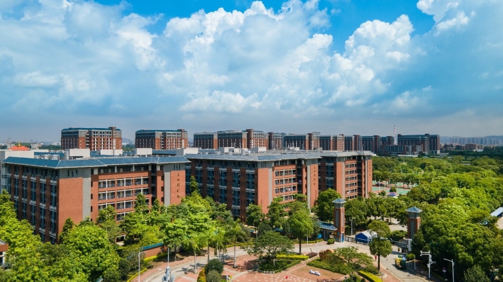 广州新华学院计划招生5973人今年新增四个专业