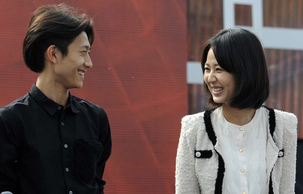 说到要抱杨紫,张一山第一个举手,杨紫的回应太逗了!