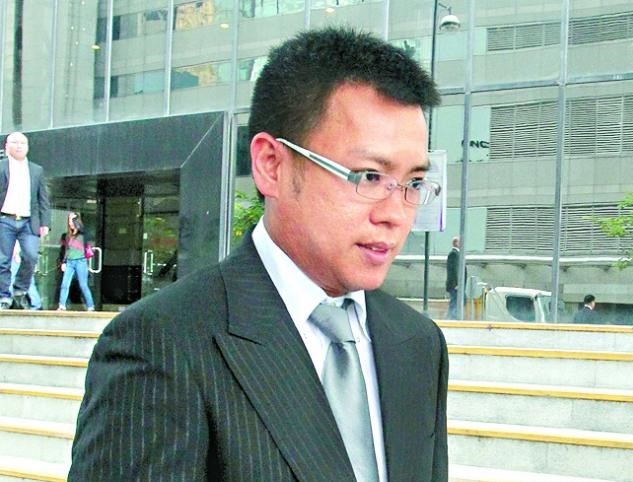 喜欢惹火出位的"细b",在2018年卷入被称为"江湖三国杀"的新义安内讧.