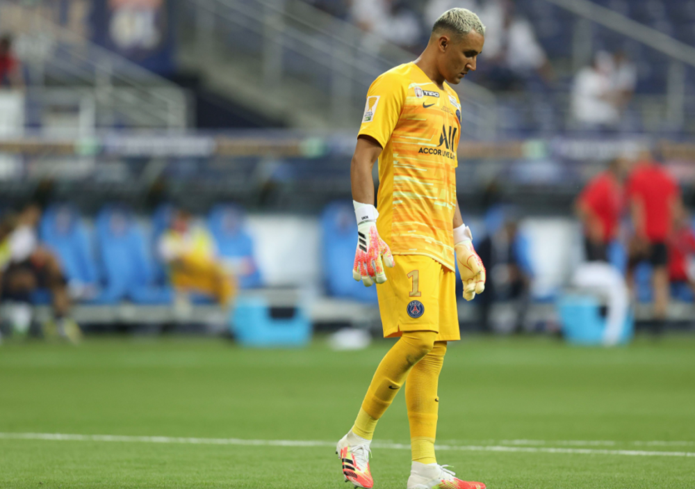 为签下唐纳鲁马,巴黎圣日耳曼主动送"爹",曼联有些蠢蠢欲动_腾讯新闻