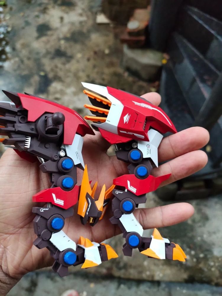 za疾风长牙狮涂装制作