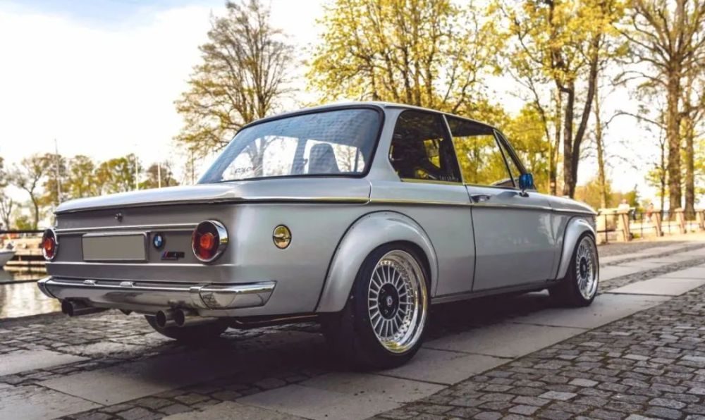 皮囊之下焕然一新,识货的胖友能说说它用了那些年代的宝马零件么?