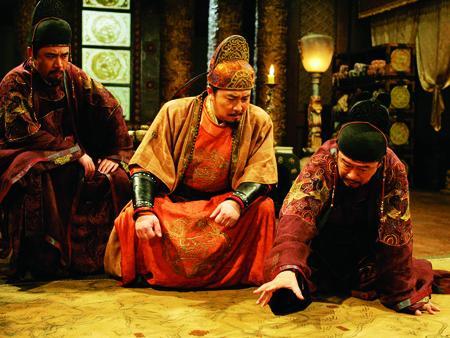 玄武门之变前,面对房,杜的激将法,李世民把佩刀交给了尉迟敬德