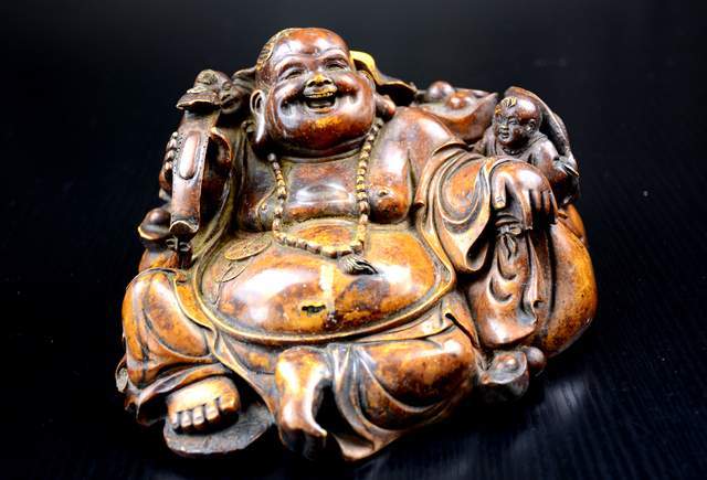 那份虔静、那份平和——寿山石雕收藏家黄坚佛像艺术展在福州开幕_腾讯新闻