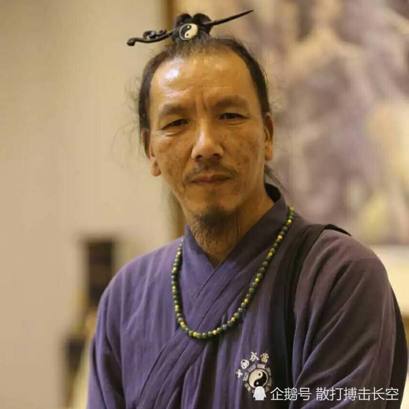 武当山陈道长渡劫成仙天庭受封渡星真人网友认为就是普遍的癌症逝世