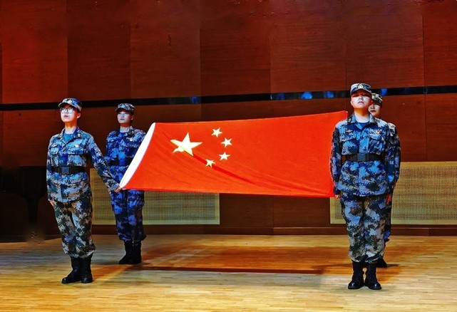 聚是一团火 散是满天星|国旗护卫队|青海师范大学|高校|青海