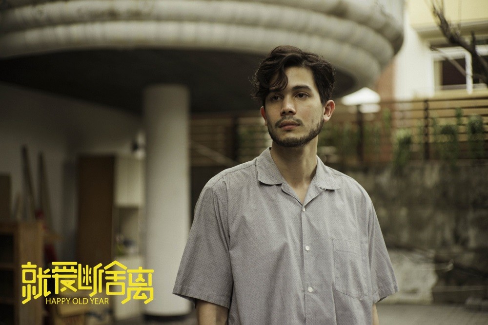 电影就爱断舍离今日上映天才枪手团队带来催泪之作