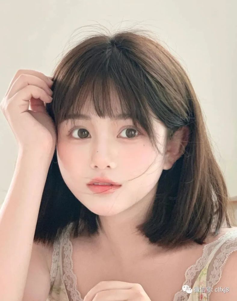 专属夏天的纯欲妹妹头