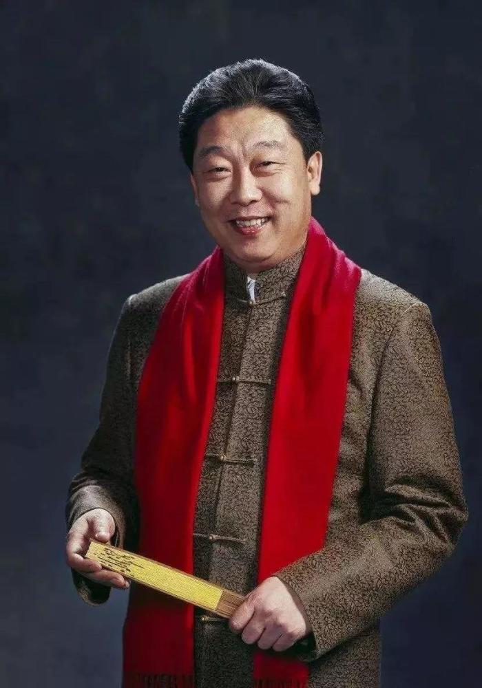 戴志诚在和姜昆搭档之前,是跟这位演员一起说相声的_腾讯新闻