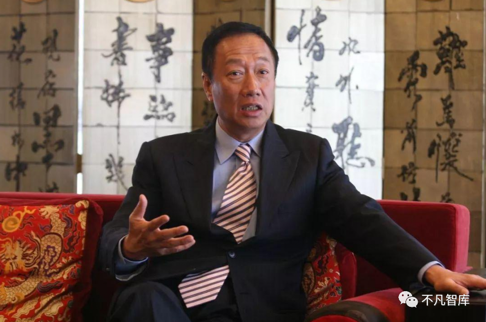 台湾新首富诞生:凭借出厂价70元一双的耐克,身价已是郭台铭2倍