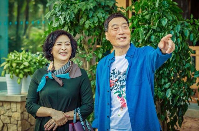 她是张嘉译的妈国家一级演员从来没演过主角却越老越红