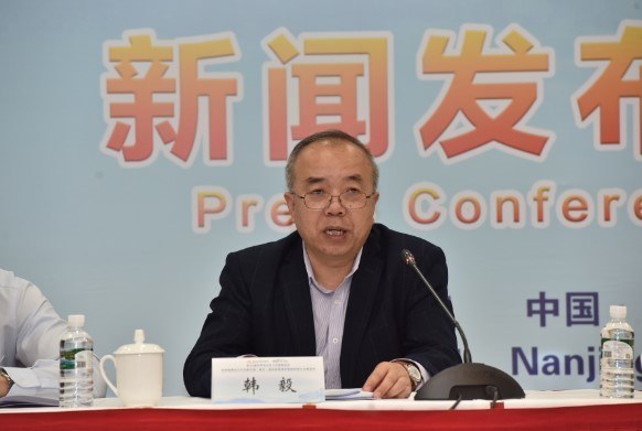 中国电工技术学会秘书长韩毅介绍evs34筹备情况