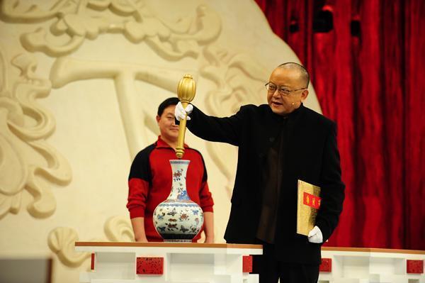 《天下收藏》这个节目相信大家都不陌生吧,就在那几年鉴宝很风靡的