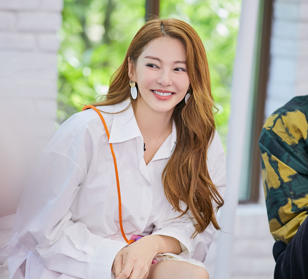 张雨绮后,《女儿们的恋爱4》又曝mc,1位单身3位恋情已曝光