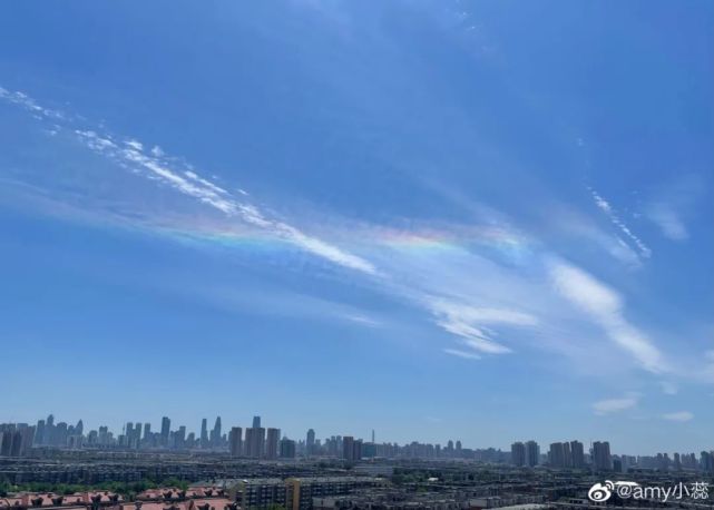 惊艳天津空中惊现七彩祥云刷爆朋友圈