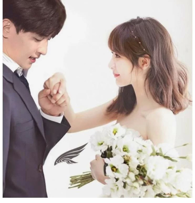 邓伦杨紫的甜蜜合照你们觉得这对配不配呢