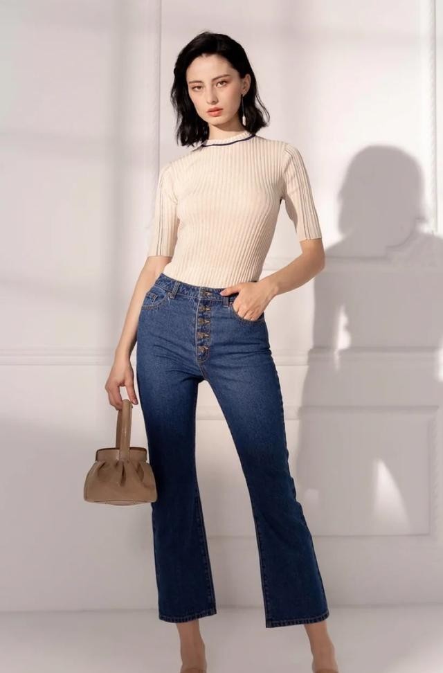 今年夏天"喇叭裤"又火了,显高显瘦,复古时髦,谁穿谁好看