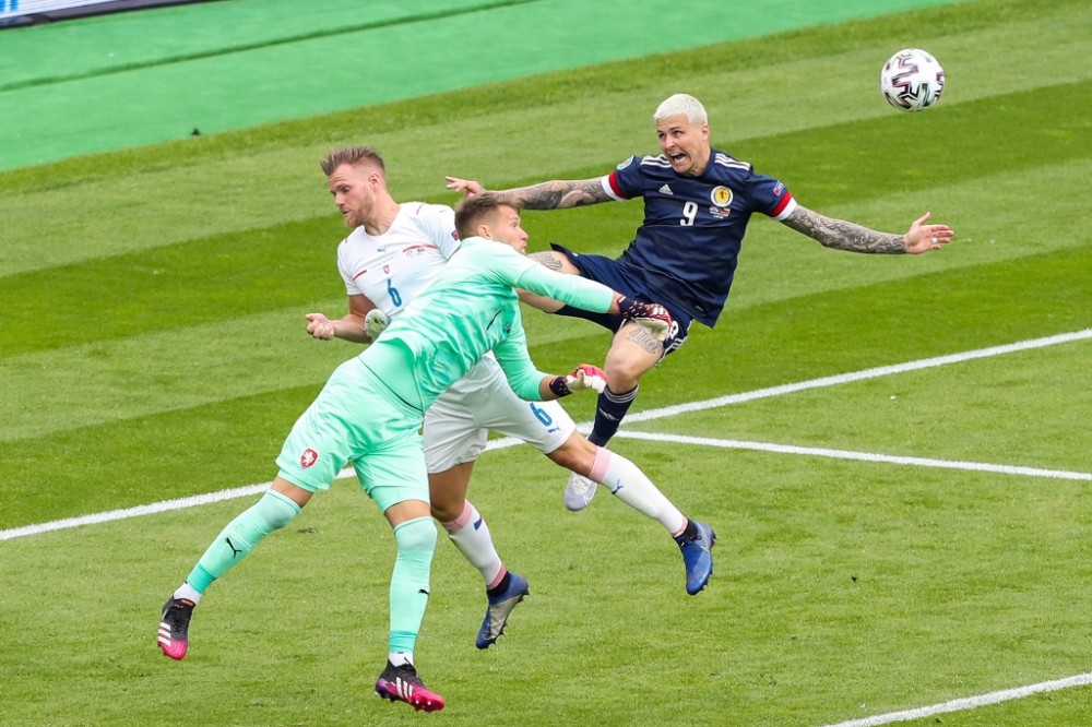 欧洲杯前瞻 瑞典渴求一胜 克罗地亚背水一战 英伦德比一触即发