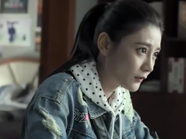 《人民的名义》中的配角,走红之后嫁给曹云金,如今却离异带娃