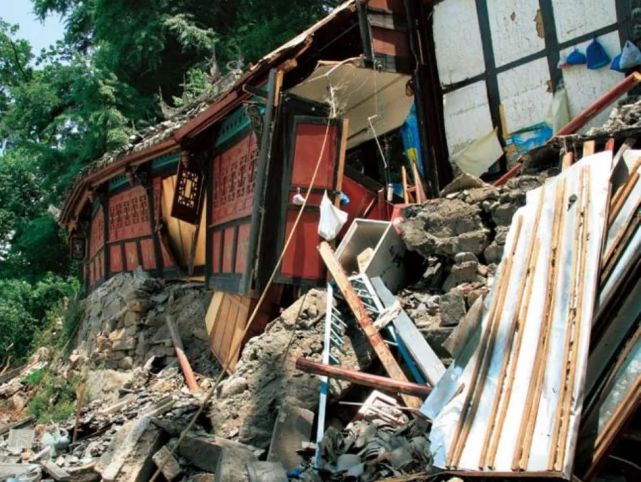 12"地震二王庙灾后抢险清理工程为例