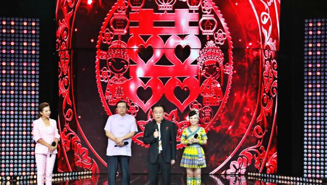 双目失明仍斩获冠军丈夫甘愿捐眼球给她盲人刘赛究竟什么来头