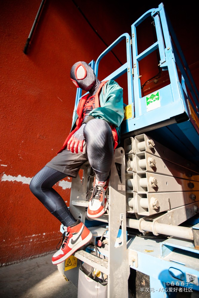 蜘蛛侠平行宇宙cos漫威蜘蛛侠迈尔斯莫拉莱斯